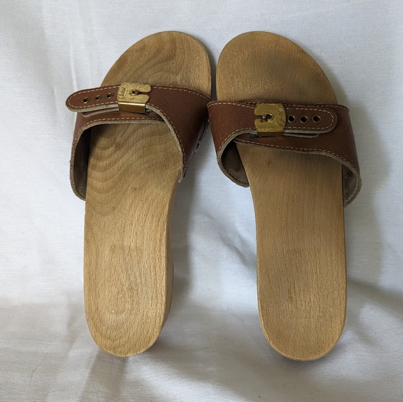 Dr. Scholl's Tan Sandals with Comfort and Style - Picture 3 of 3
